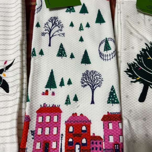 7 kate Spade Christmas dish towels - Picture 14 of 15
